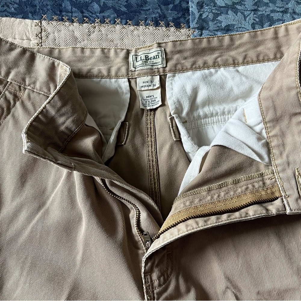 L.L. Bean Men's Cargo Pants Color Khaki